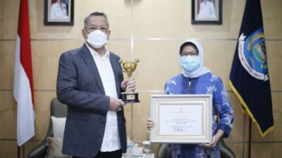 Kota Tangerang Selatan (Tangsel) menerima penghargaan Anugerah Parahita Ekapraya Kategori Utama Tahun 2020. Penghargaan ini diserahkan oleh Kementerian Pemberdayaan Perempuan dan Perlindungan Anak (PPPA), Kamis (23/9/2020).