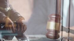 "Putusan majelis hakim dari salinan lengkapnya pada kami, maka kami pada kesempatan ini pikir-pikir dalam jangka waktu 7 hari untuk menentukan sikap," kata Jaksa Penuntut Umum Asep N Mulyana (via jpnn.com).