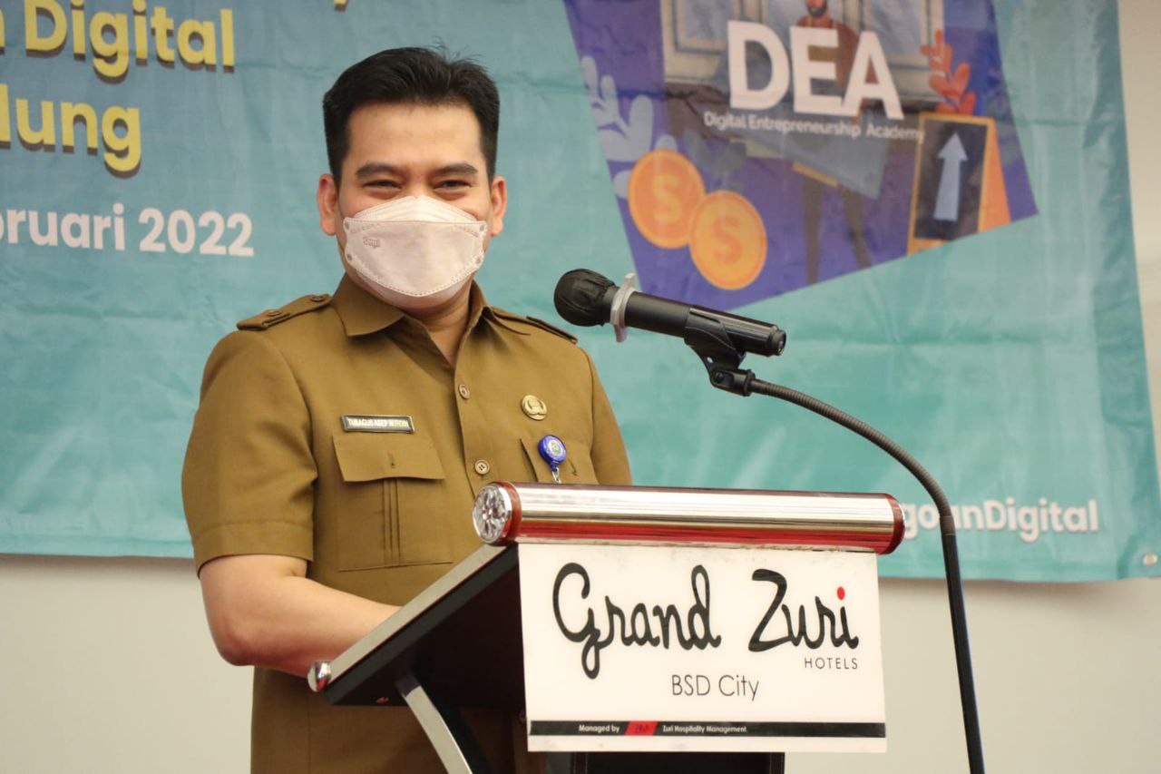 Plt Dinas Komunikasi dan Informatika Tangerang Selatan Tubagus Asep Nurdin.