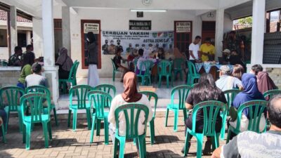 Warga Antusias Datang ke ‘Serbuan Vaksin’ Koramil Legok