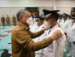 Benyamin Davnie Lantik dan Kukuhkan 500 Pejabat Tangsel