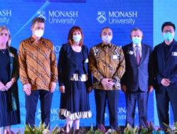 Monash University Hadir di Tangerang