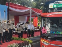 540 Pemudik Diberangkatkan Personel Polda Metro Jaya