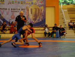 Atlet Gulat Kabupaten Tangerang Sabet Emas di Popda