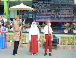 Lawang Seketeng Warnai MPLS SMPN 9 Kota Tangerang