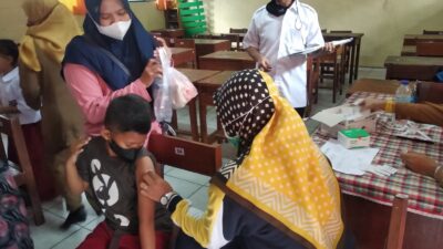 Dinkes Kota Tangerang Sisir Siswa Baru yang Belum Vaksinasi