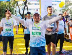 Pilar Saga Ichsan dan Wali Kota Bogor Ramaikan Tangsel Marathon 2022