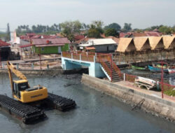 Sungai Ketapang di Mauk Direvitalisasi