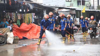 PKL Sepanjang Kali Sipon Ditertibkan