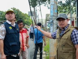 Pemkot Tangsel Mulai Rapihkan Lima Ruas Jalan dari Kabel Menjuntai