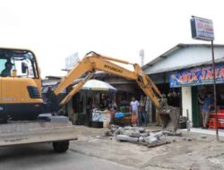 Dipimpin Pj Wali Kota Tangerang, Proses Penertiban Pasar Sipon Cipondoh Berjalan Kondusif