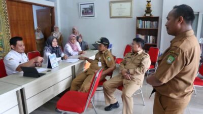 Pj Wali Kota Tangerang Tinjau Langsung PPDB Daring: Pastikan Zonasi Lancar dan Aman