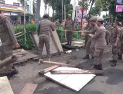 Penertiban Lapak PKL Pasar Lembang Tangerang, Kembalikan Fungsi Trotoar dan Drainase
