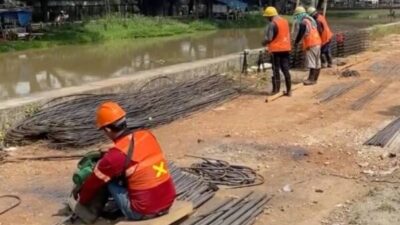 Pembangunan Jalan Bayur–Cadas di Kota Tangerang tahun 2025
