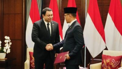 Menteri Luar Negeri RI Sugiono bersama Duta Besar Azerbaijan Ramil Rzayev dalam pertemuan di Kemlu