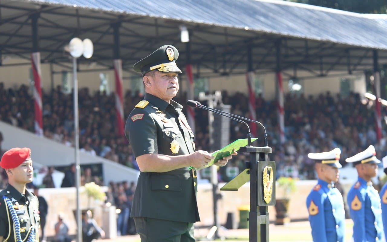 Kasad Jenderal Maruli Simanjuntak pimpin wisuda Taruna Akmil 2025