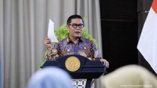 Pemkot Tangerang menutup pelatihan bersertifikat bagi guru dan tenaga administrasi sekolah