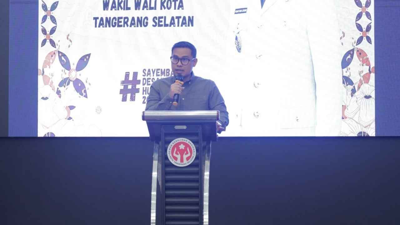 Pilar Saga Ichsan membuka Sayembara Desain Batik Khas Tangerang Selatan 2026 di Serpong.