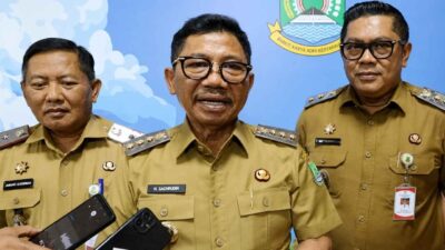 Ilustrasi aparatur PPPK Kota Tangerang memberikan pelayanan publik setelah penyesuaian TPP tahun 2026.